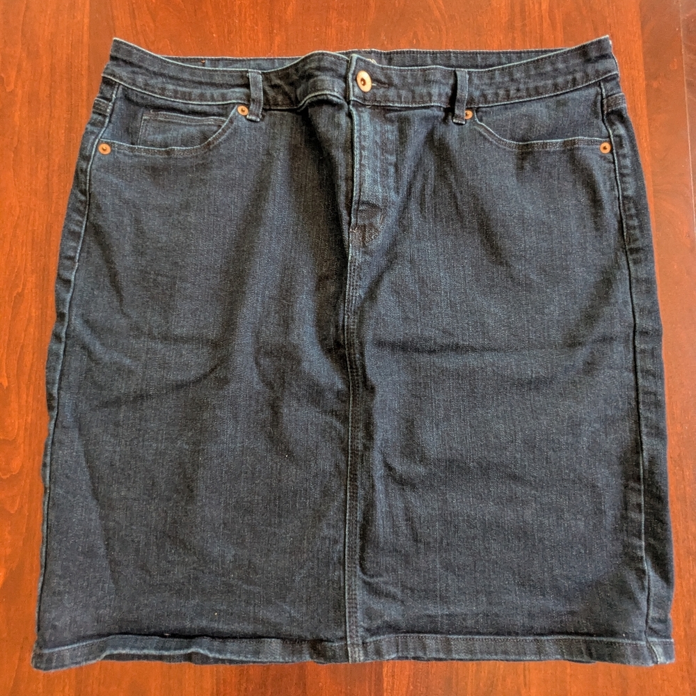 Lands End Dark Wash Denim Skirt, Size 16